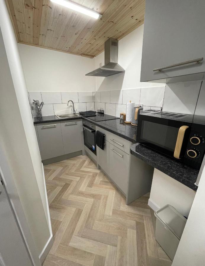 Unique Duplex Apartment Free Parking Free Wi-Fi 6 Minutes From Leeds City Centre Buitenkant foto